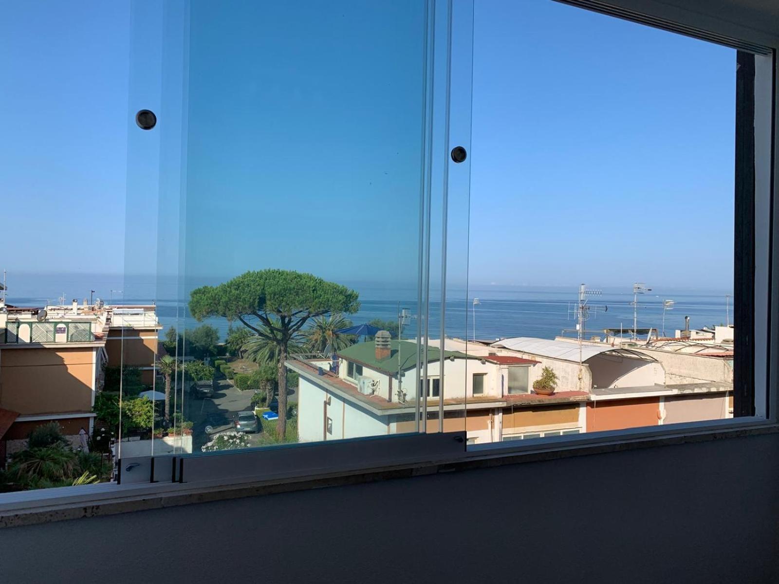 Apartment Casa Soleluna Santa Marinella